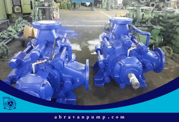 کاربردهای پمپ سانتریفیوژ در صنایع مختلف
پمپ‌های سانتریفیوژ به دلیل انعطاف‌پذیری بالا، در حوزه‌های متنوعی مورد استفاده قرار می‌گیرند. شناخت این کاربردها به انتخاب صحیح پمپ و سازنده مناسب کمک می‌کند.
کاربرد در تأسیسات ساختمانی
در سیستم‌های آبرسانی، بوستر پمپ‌ها، سیستم‌های گرمایش و سرمایش، پمپ‌های سانتریفیوژ نقش اصلی را ایفا می‌کنند. عملکرد پایدار و صدای کم، این پمپ‌ها را برای استفاده در ساختمان‌های مسکونی و تجاری ایده‌آل کرده است.
